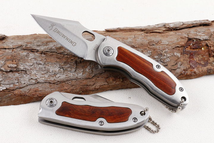 Browning F113 folding knife with wood and steel handle UD405196
